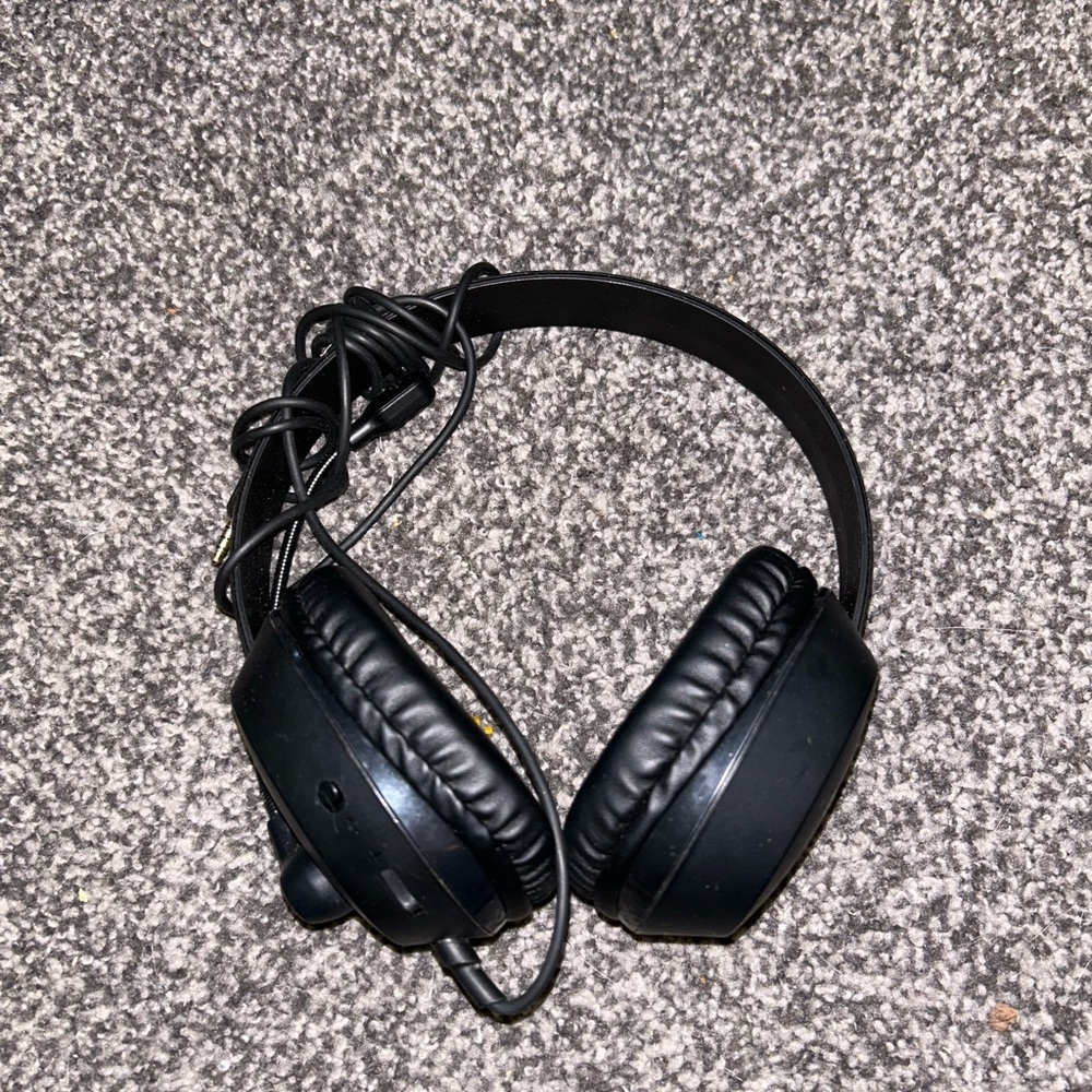 Black Over-Ear Headphones